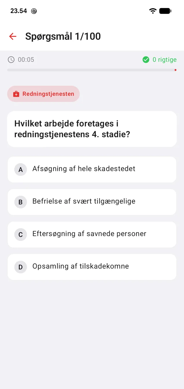Spørgsmål 1 af 100. Emnet står som mærkat, uret kører allerede.