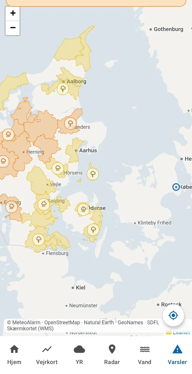 Varsler pr. kommune. Gul og orange, med ikonet for varseltypen.