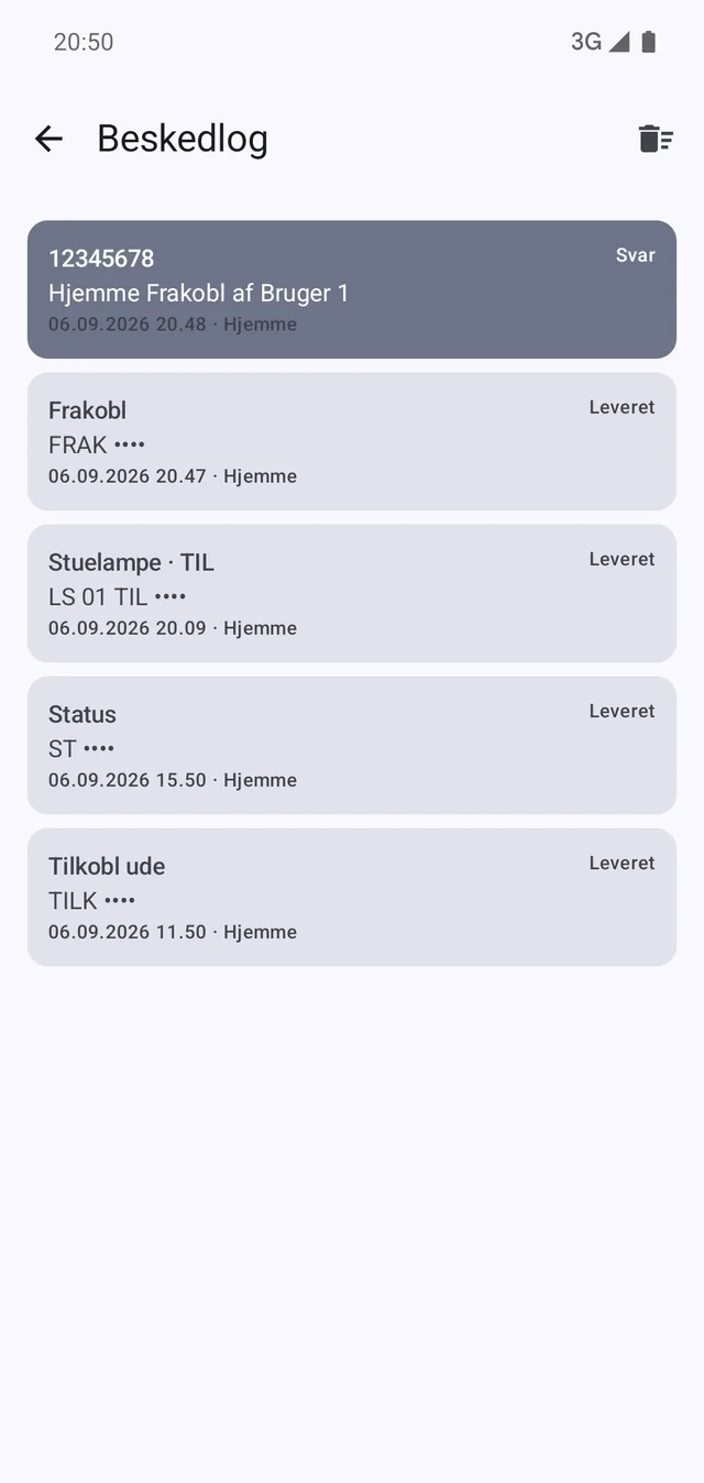 Kommandoer og svar i samme log. Koden står som prikker, også her.